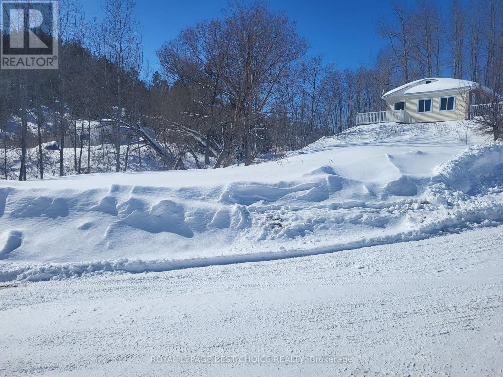 MLS® listing #29543180 for sale located at 29 HUDSON BAY ROAD