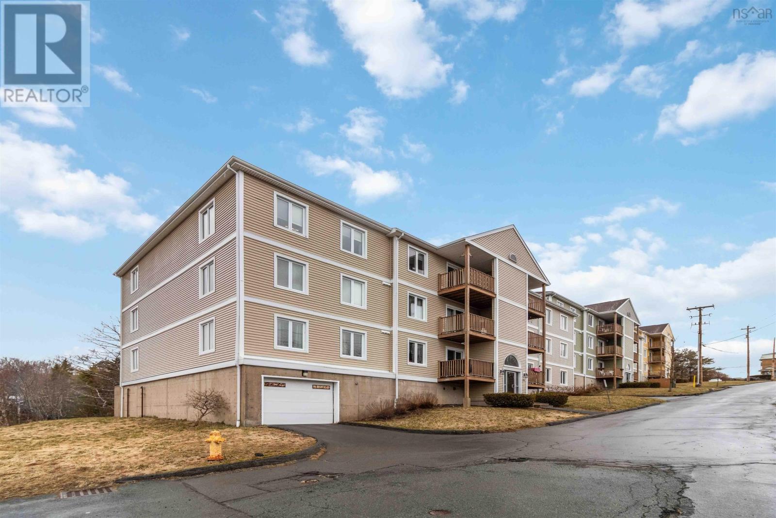 MLS® listing #29543471 for sale located at 112 174 Rutledge Street