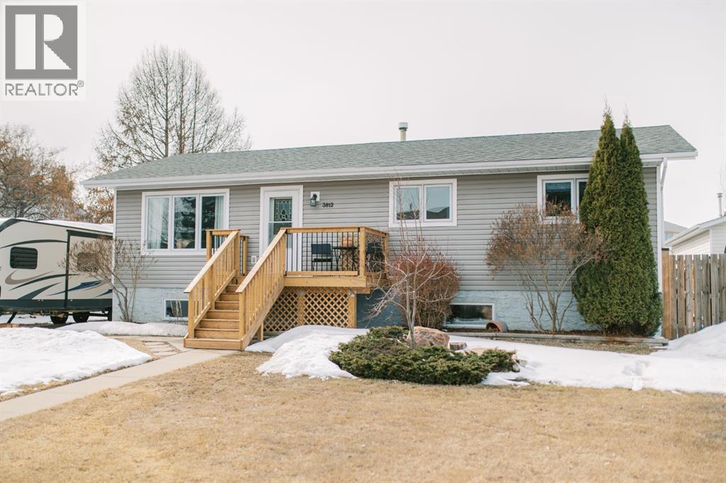 MLS® listing #29548111 for sale located at 3812 61A Street