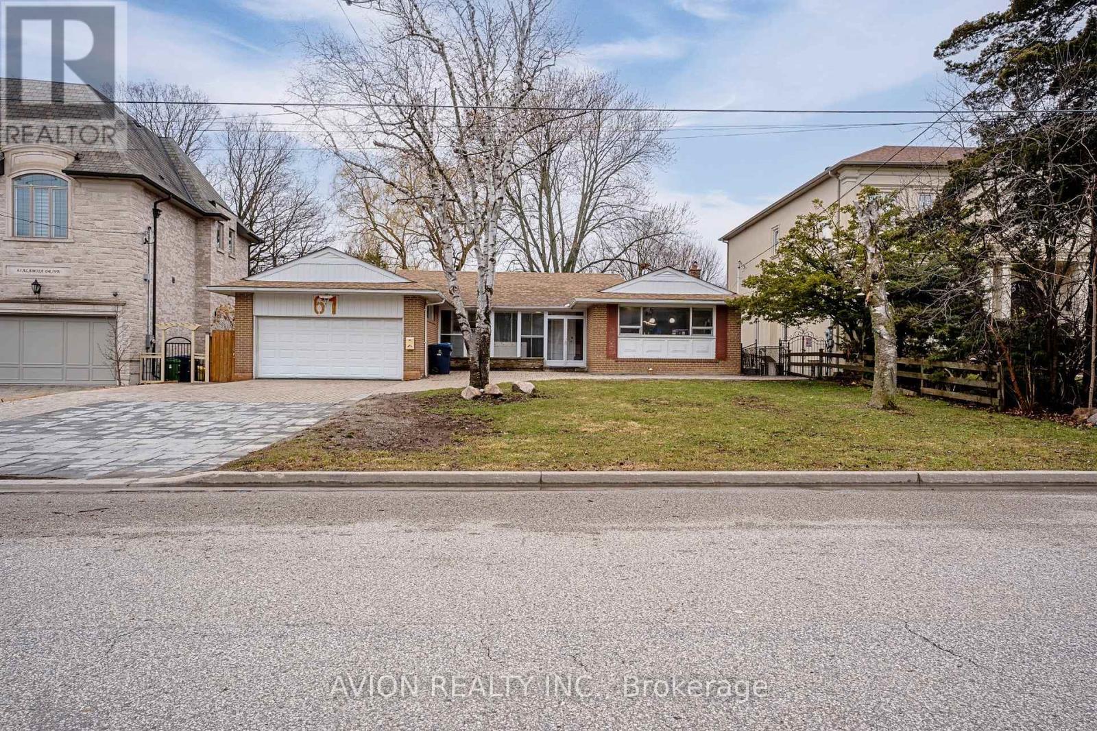 MLS® listing #29548116 for sale located at LOWER - 61 ALAMOSA DRIVE