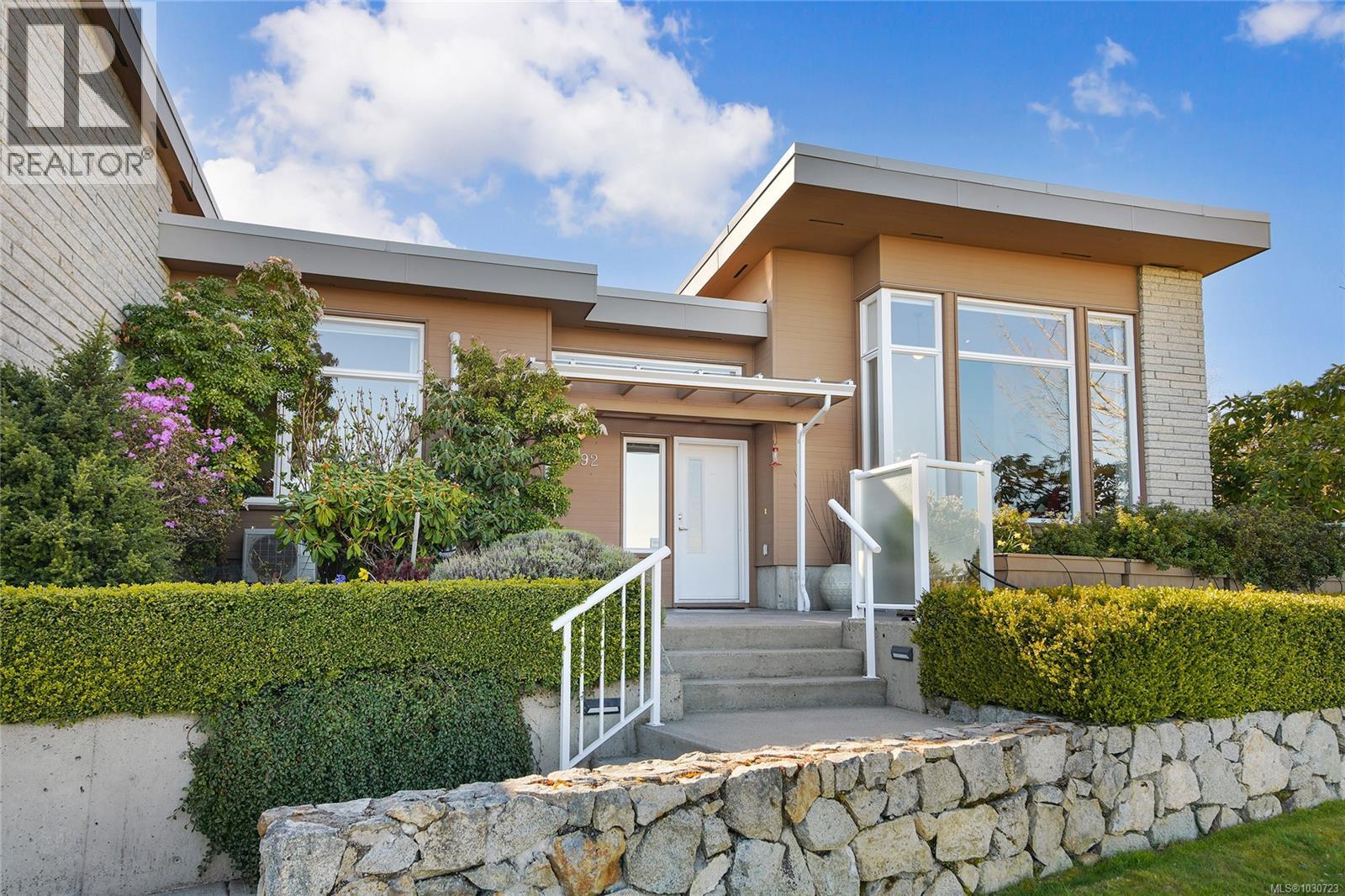 MLS® listing #29548123 for sale located at 5392 Sayward Hill Cres