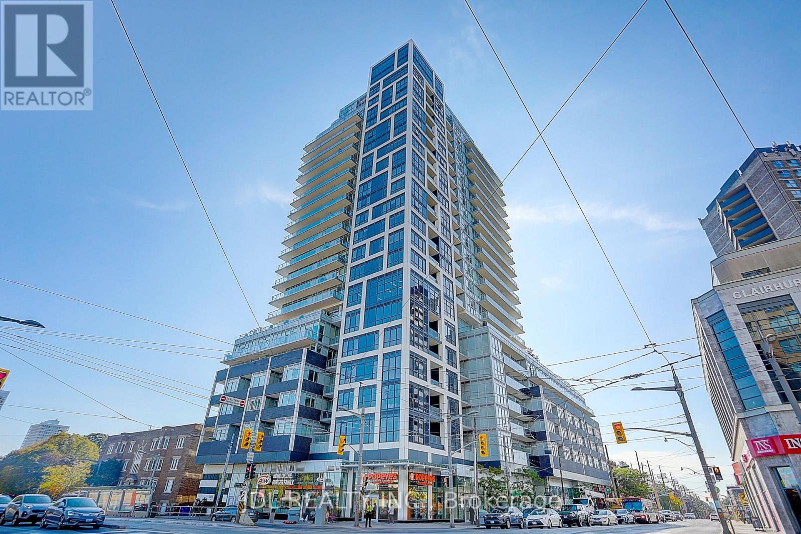 MLS® listing #29548318 for sale located at 315 - 501 ST. CLAIR AVENUE W