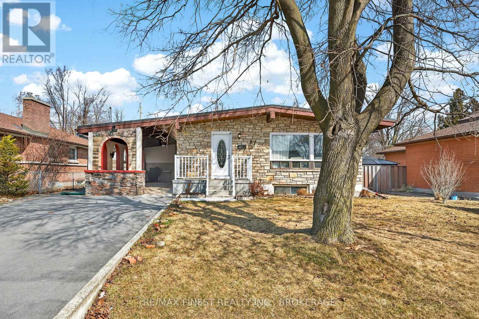 MLS® listing #29548591 for sale located at 67 MORENZ CRESCENT