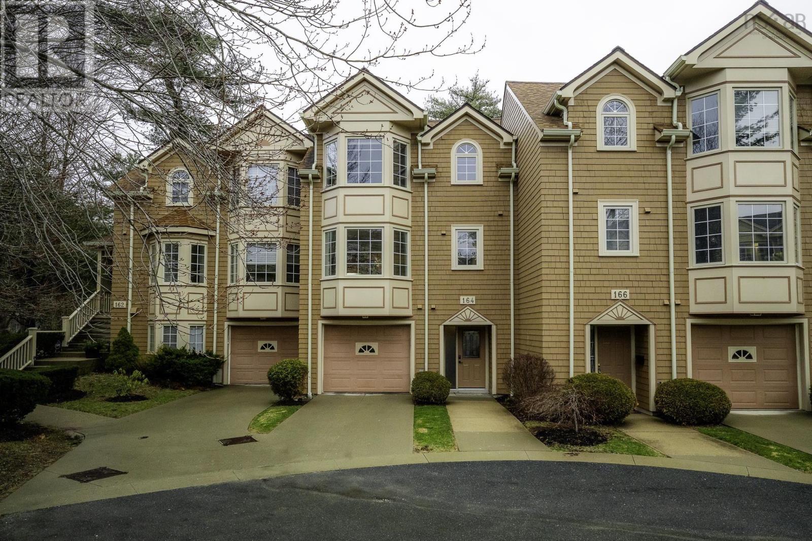 MLS® listing #29548767 for sale located at 164 SPINNAKER