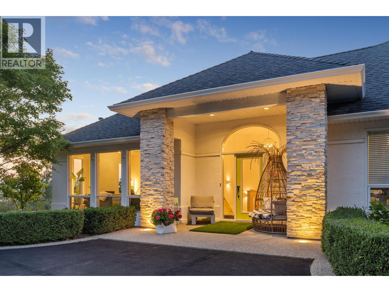 MLS® listing #29550971 for sale located at 2270 Grantham Road