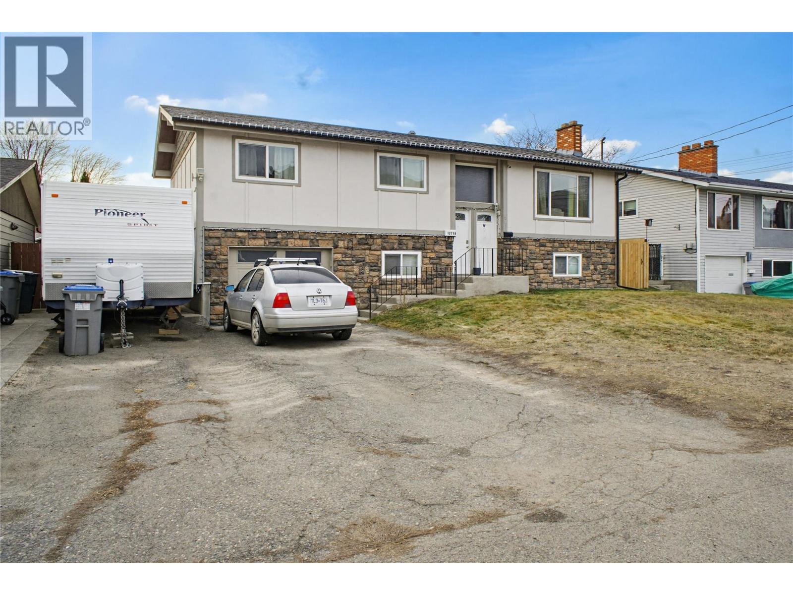 MLS® listing #29553403 for sale located at 1271 KIMBERLEY Crescent
