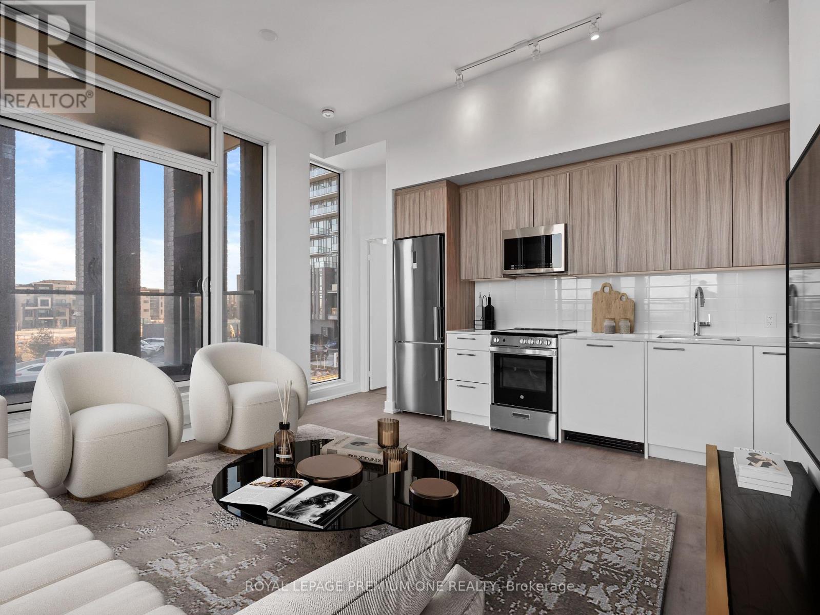 MLS® listing #29555188 for sale located at 203 - 225 VETERANS DRIVE