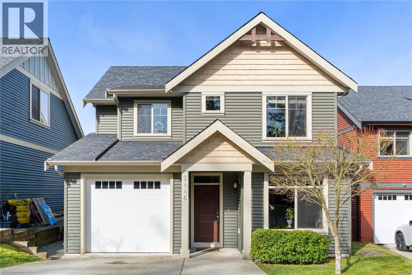 MLS® listing #29555488 for sale located at 2446 York Cres