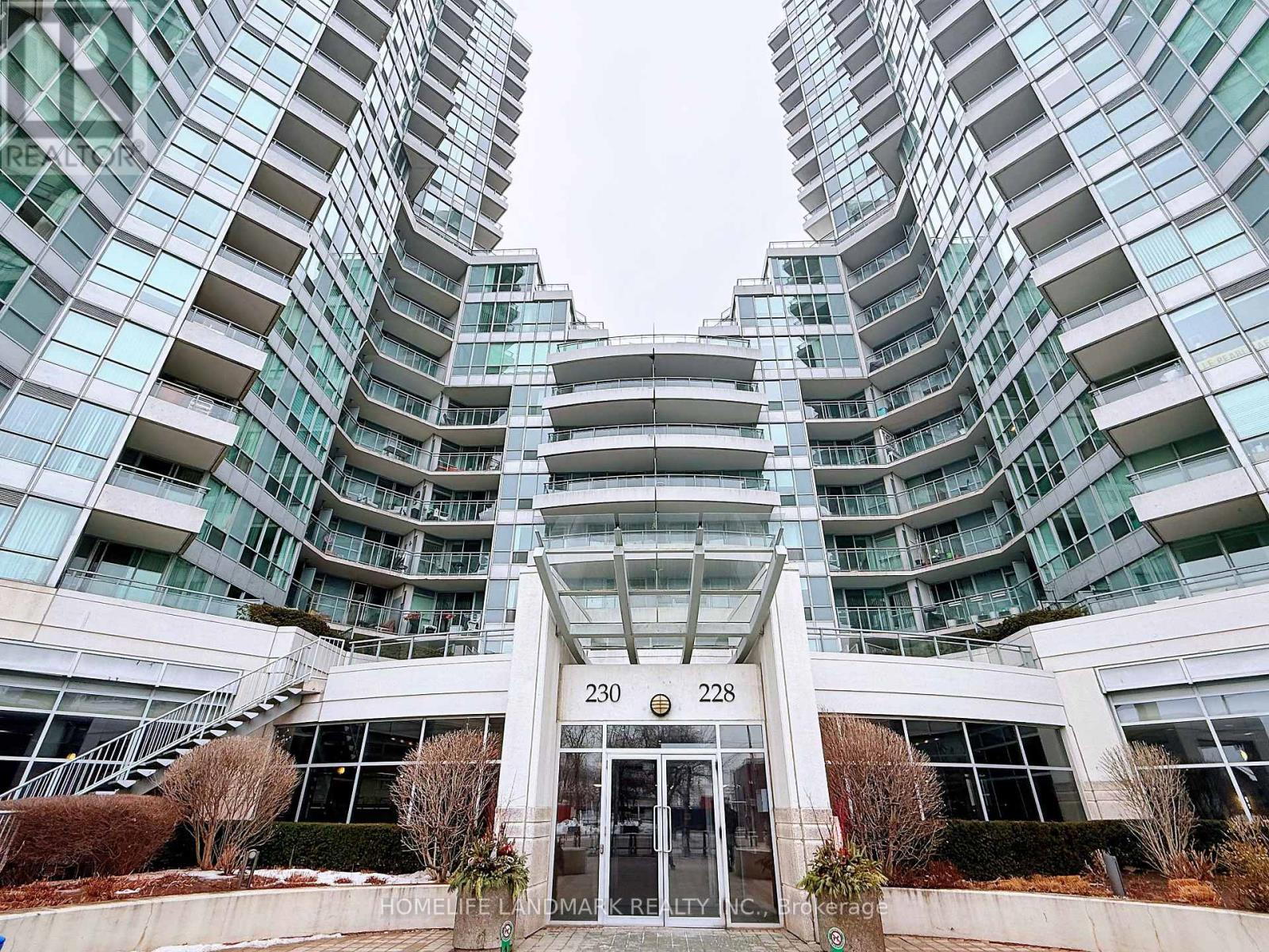 MLS® listing #29557551 for sale located at 727 - 230 QUEENS QUAY W