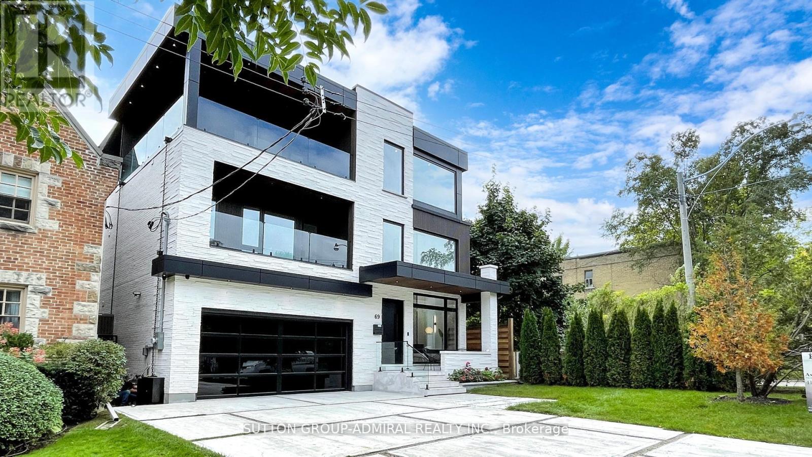 MLS® listing #29557748 for sale located at 69 ELDERWOOD DRIVE