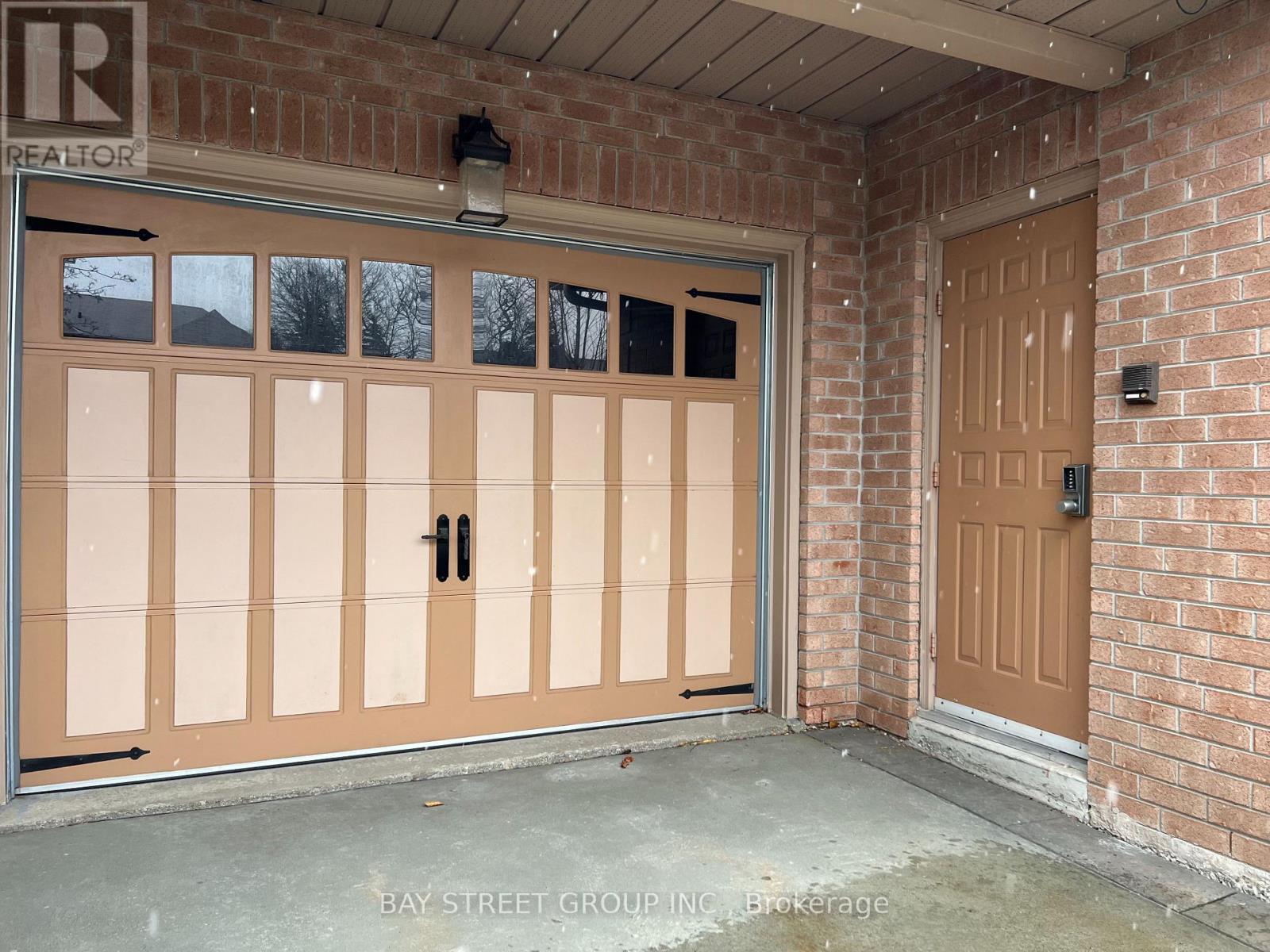 MLS® listing #29558420 for sale located at BSMT - 52 LORING CRES