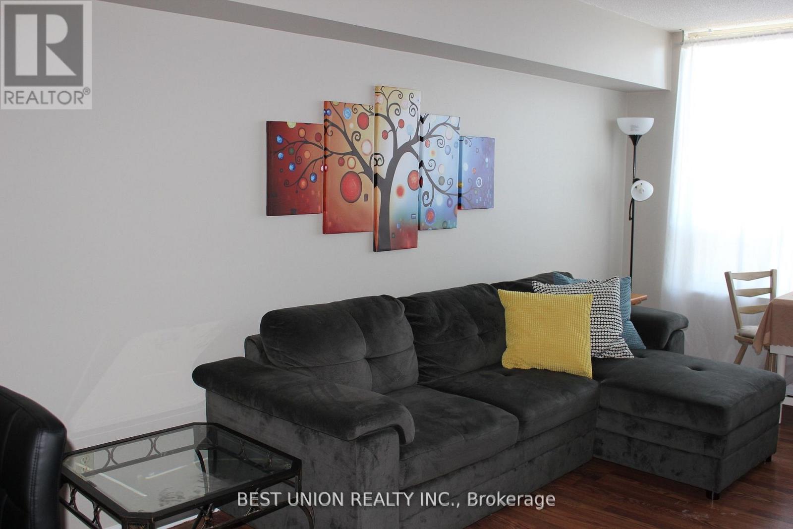 MLS® listing #29558691 for sale located at 708 - 7 BISHOP AVENUE