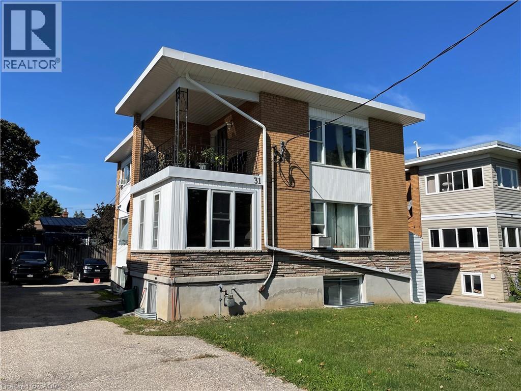 MLS® listing #29560345 for sale located at 31 SOUTHDALE Avenue
