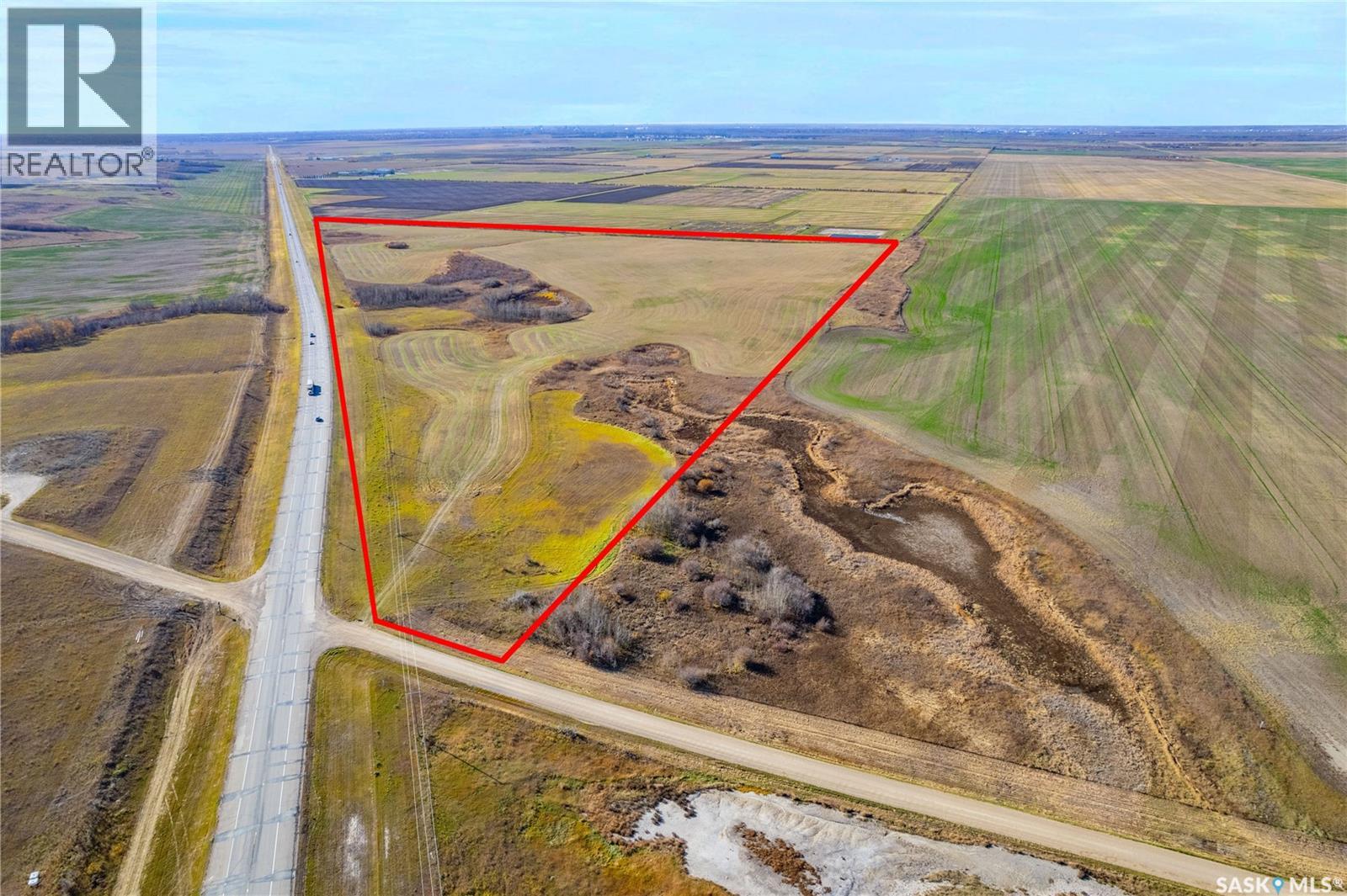 MLS® listing #29562063 for sale located at Highway #41 Farm Land
