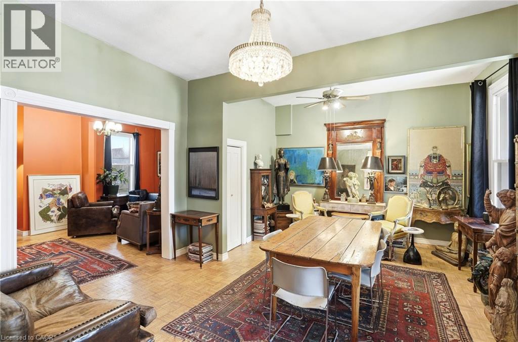 MLS® listing #29563152 for sale located at 164 MACNAB Street N