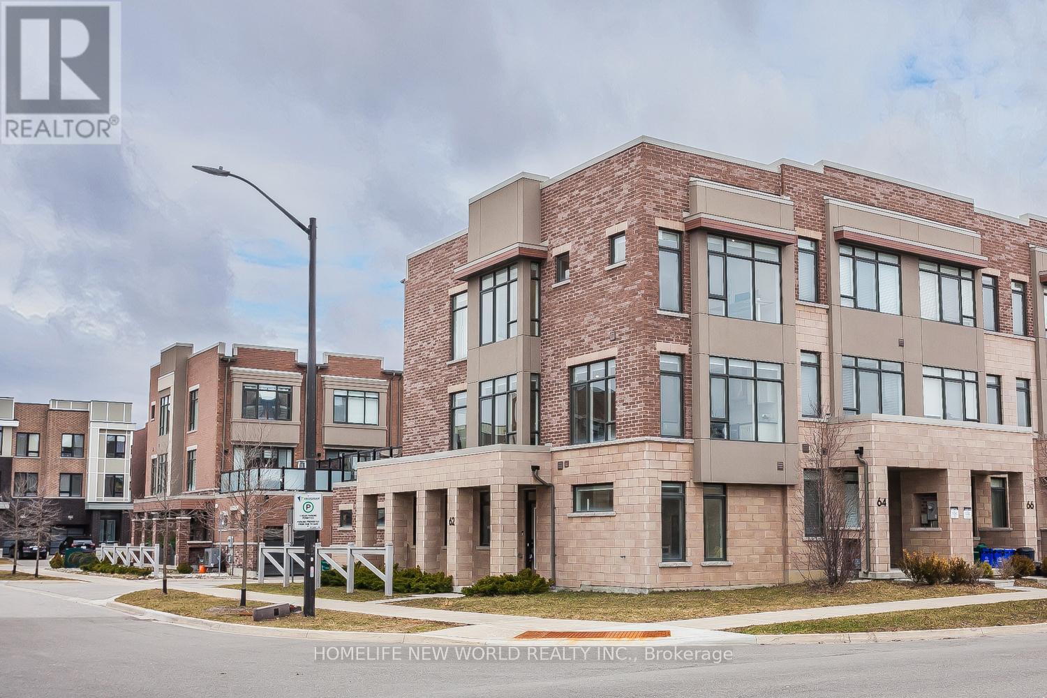 MLS® listing #29563227 for sale located at 62 TROON AVENUE