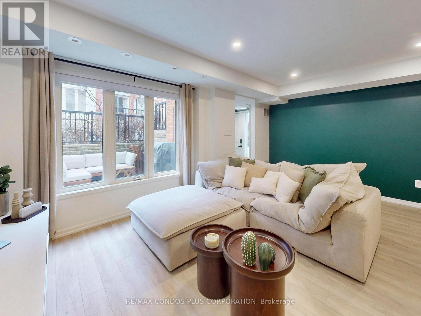 MLS® listing #29563392 for sale located at 29 FLORENCE WYLE LANE