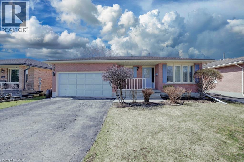 MLS® listing #29563455 for sale located at 489 NORTHLAKE Drive