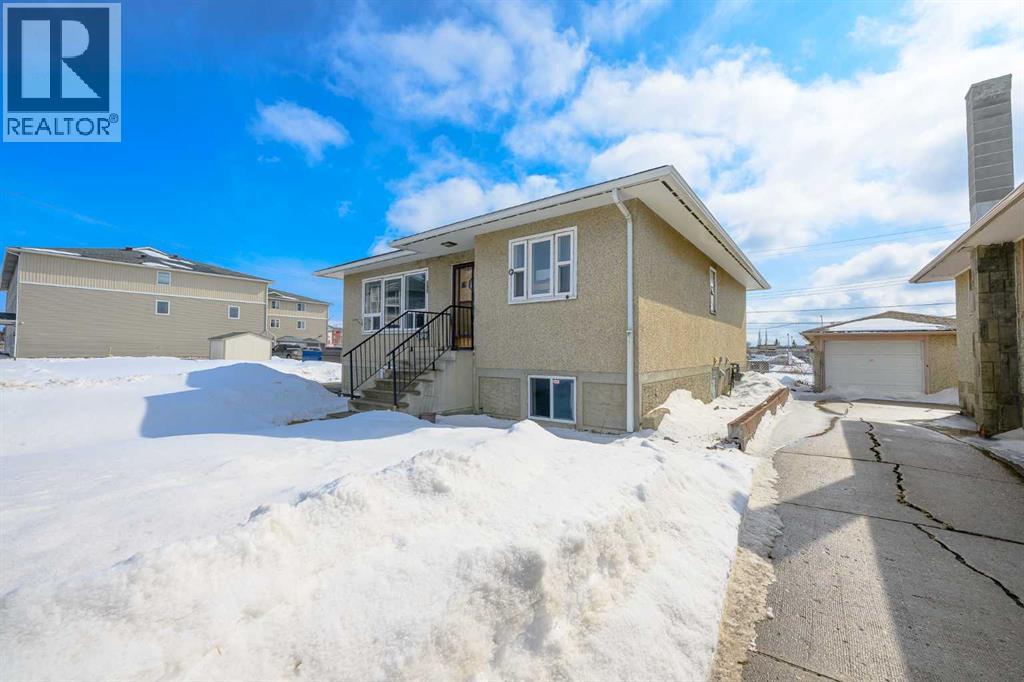 MLS® listing #29563614 for sale located at 9723 100 Avenue