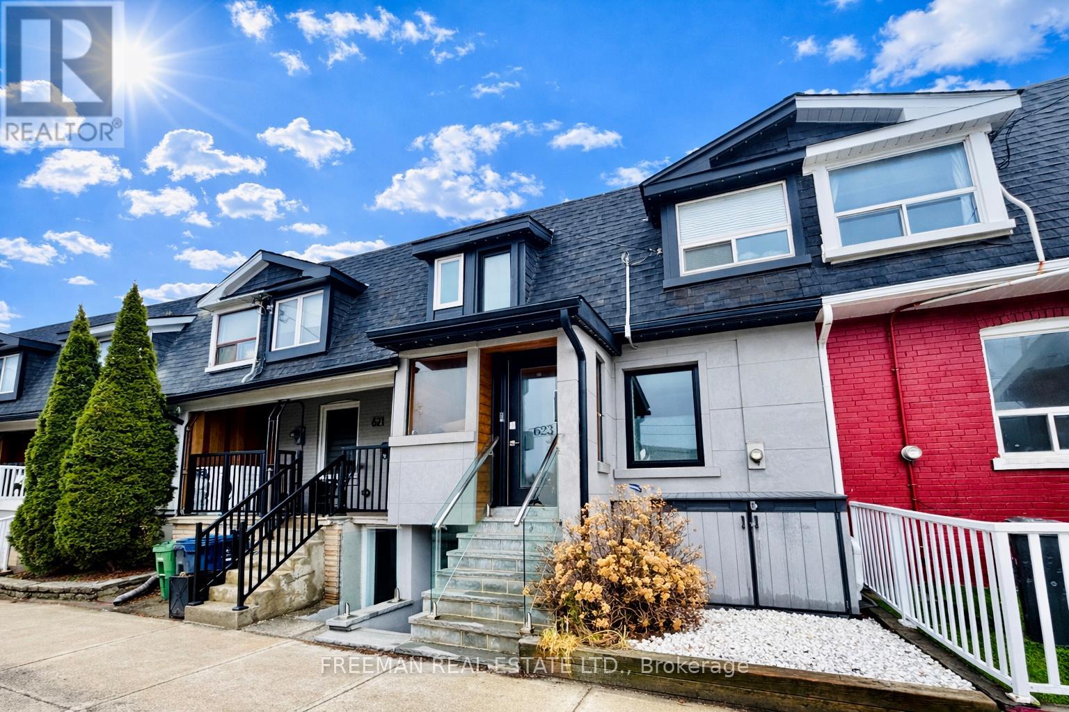 MLS® listing #29566336 for sale located at 623 DUPONT STREET