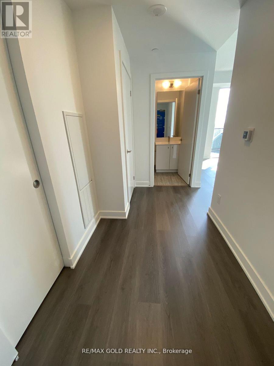 MLS® listing #29569277 for sale located at 2412 - 25 WELLINGTON STREET