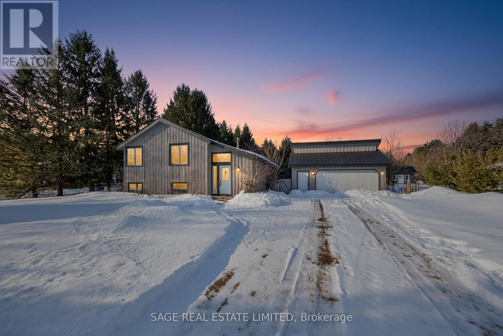 MLS® listing #29570448 for sale located at 877430 5 LINE E