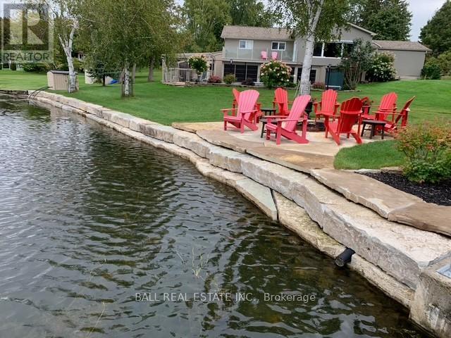 MLS® listing #29571030 for sale located at 868 TWOMEY PLACE