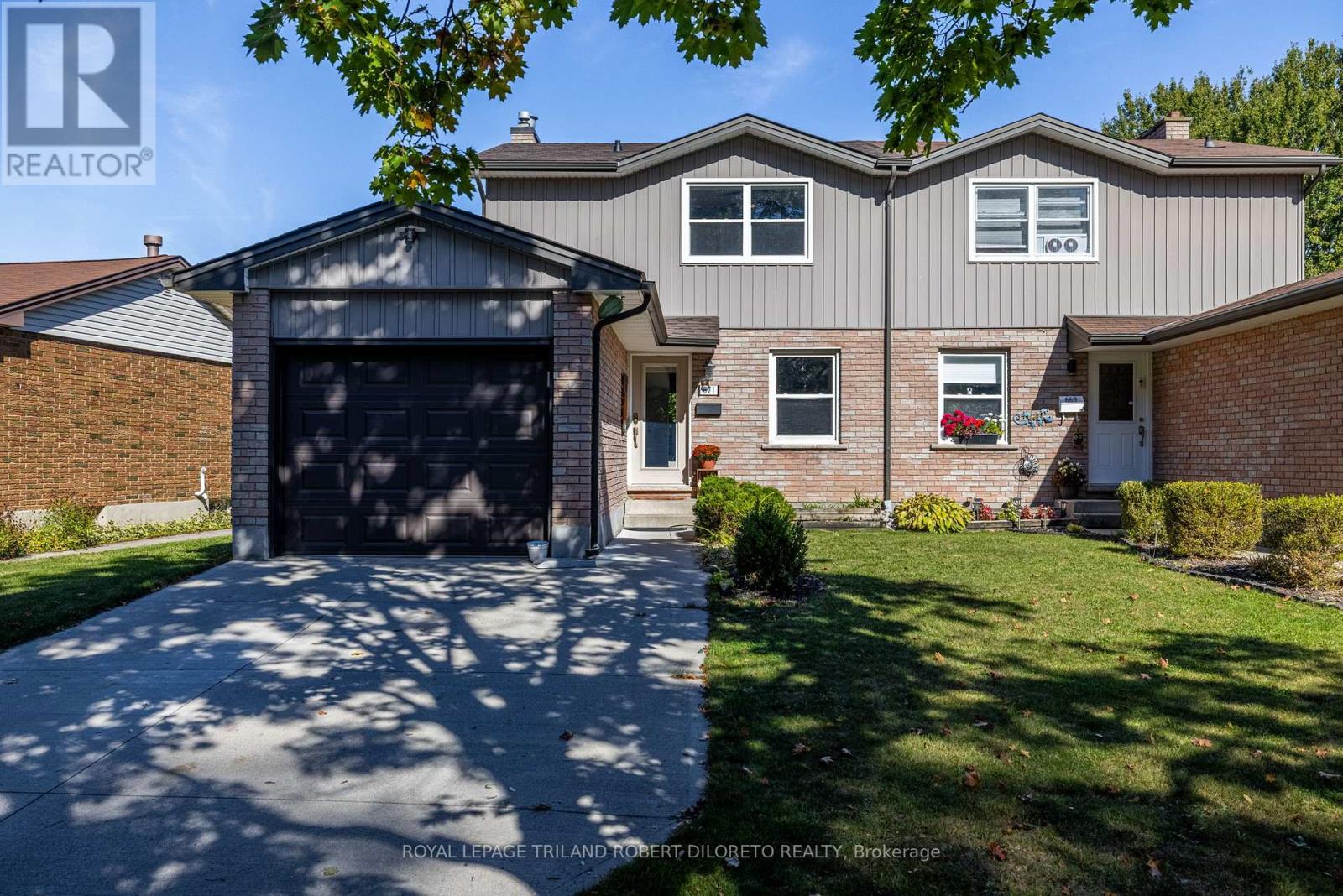 MLS® listing #29571934 for sale located at 671 LADYBROOK CRESCENT