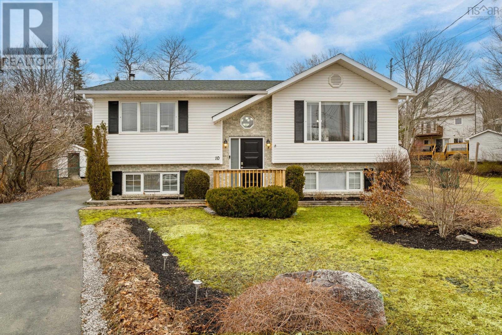 MLS® listing #29572019 for sale located at 10 Tynes Court