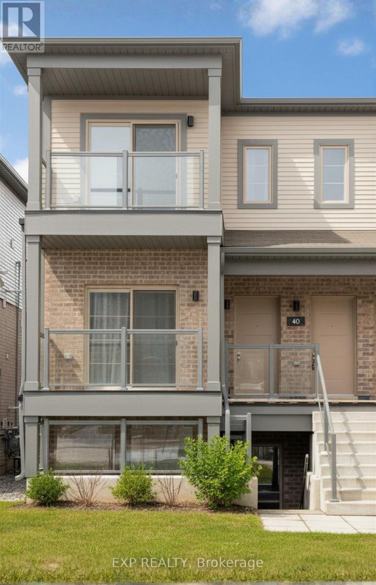 MLS® listing #29574514 for sale located at 40 - 205 WEST OAK TRAIL