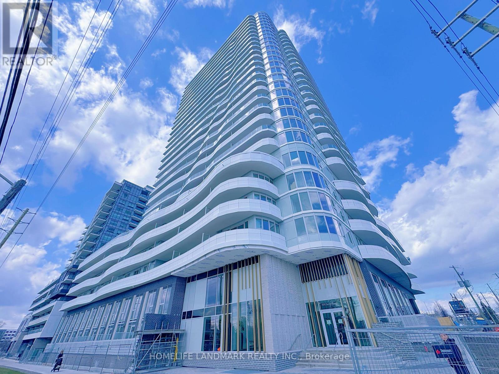 MLS® listing #29577479 for sale located at 911 - 1010 SANDY BEACH ROAD