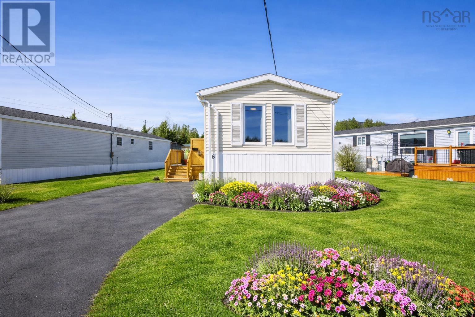 MLS® listing #29577829 for sale located at 6 Alderwood Court