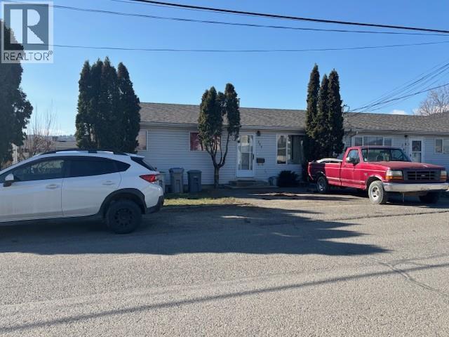 MLS® listing #29578663 for sale located at 296 Walnut Avenue