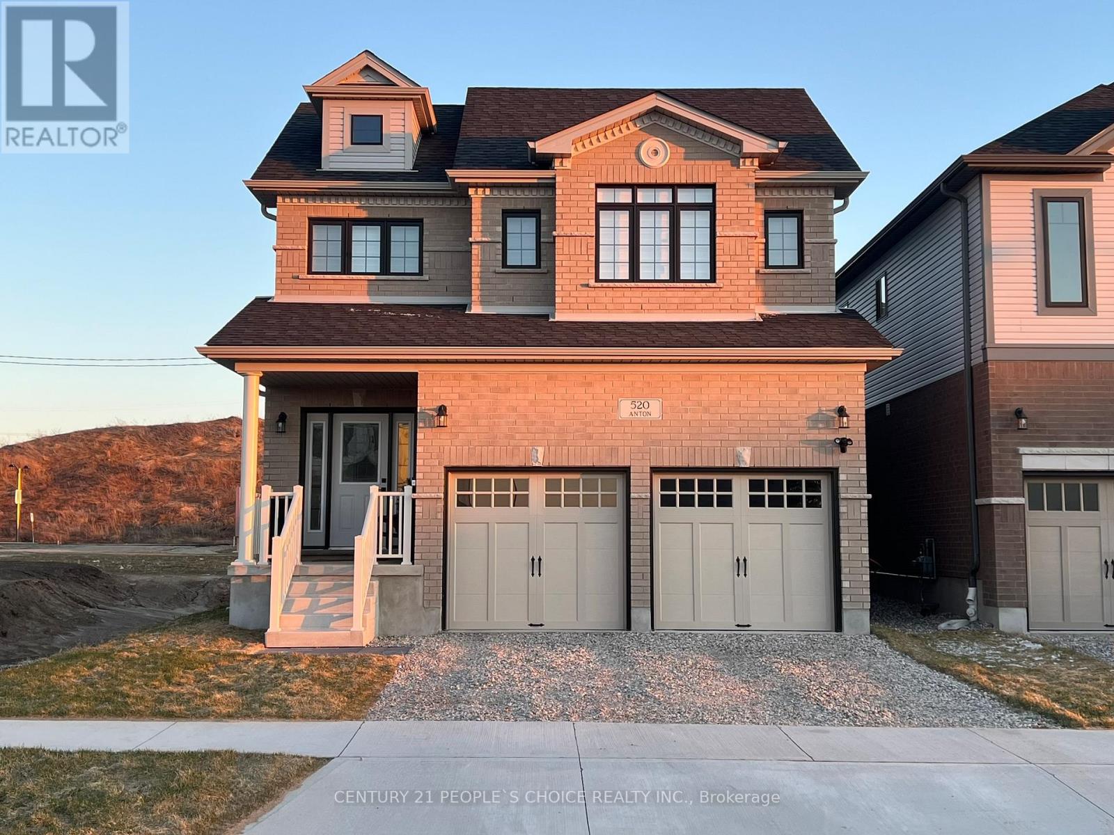 MLS® listing #29580000 for sale located at 520 ANTON CRESCENT