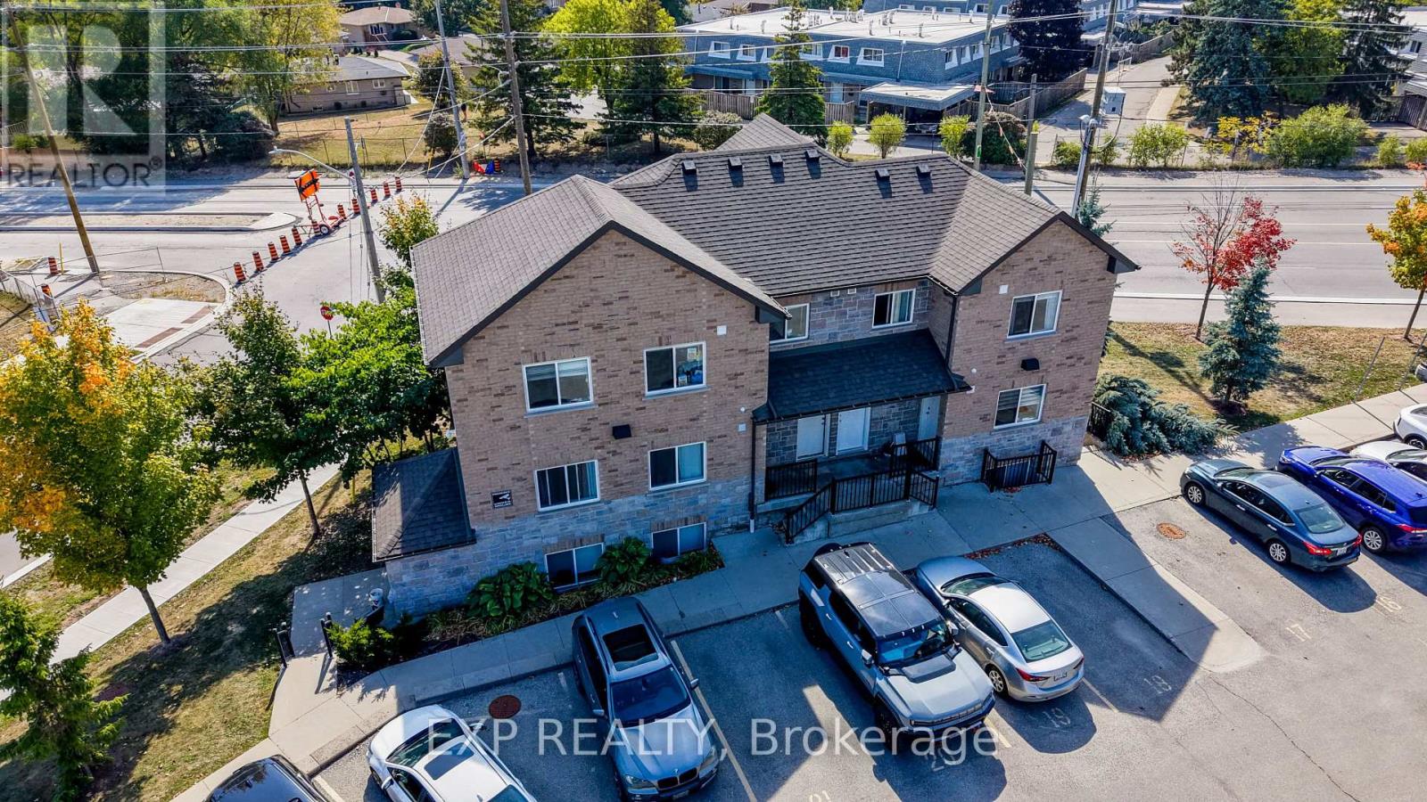 MLS® listing #29580732 for sale located at 6A - 185 WINDALE CRESCENT
