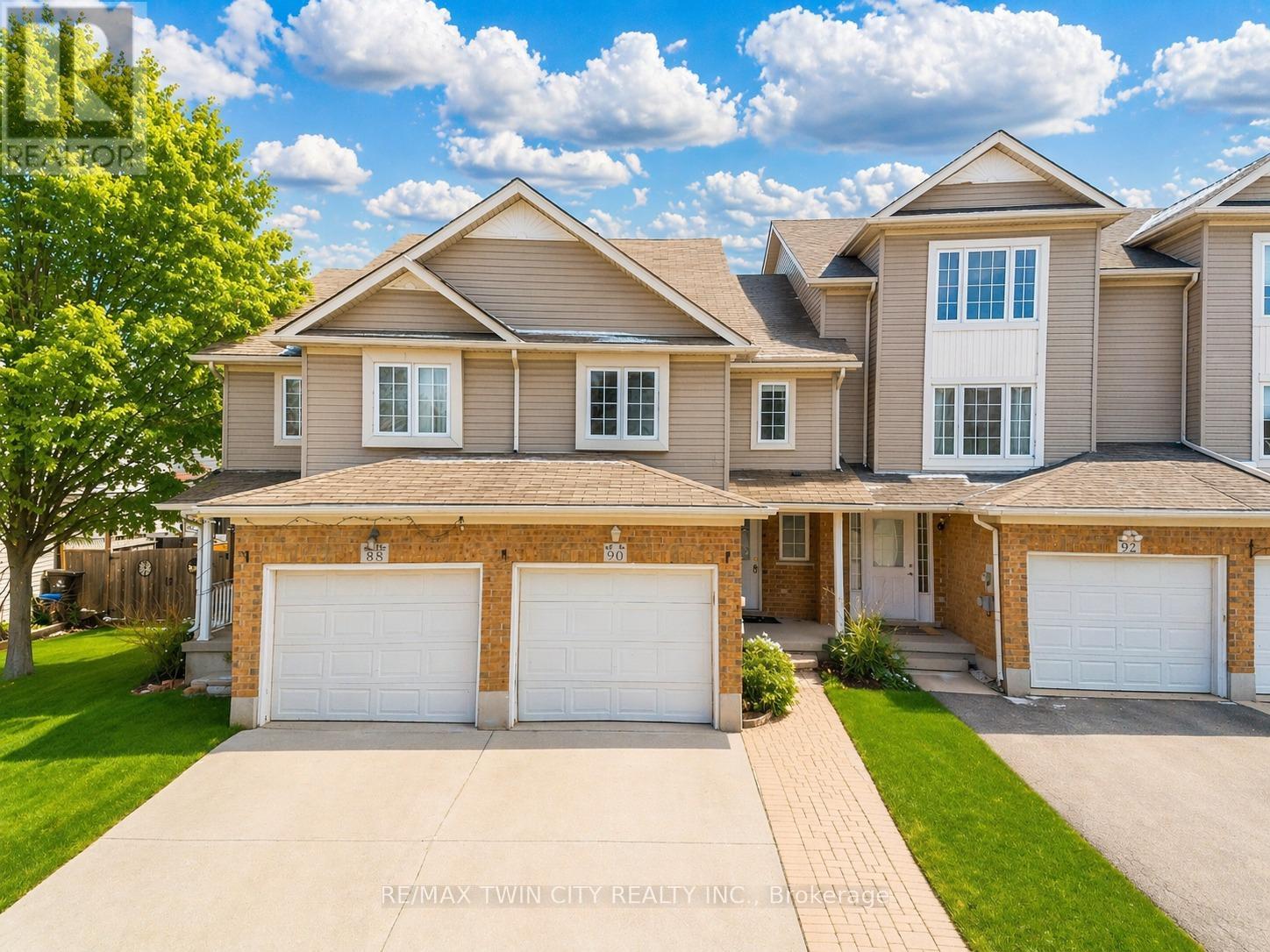 MLS® listing #29581017 for sale located at 90 DONNENWERTH DRIVE