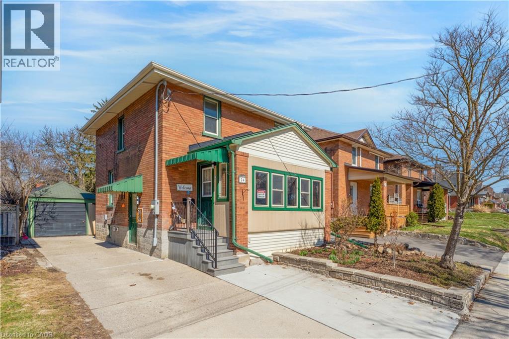 MLS® listing #29581300 for sale located at 24 ONWARD Avenue