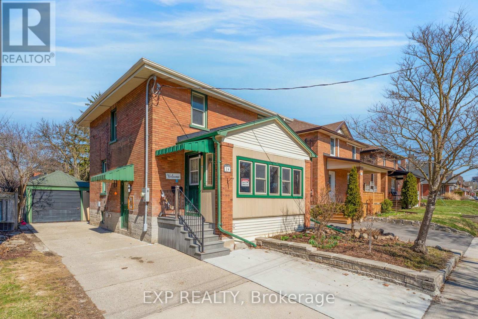 MLS® listing #29581782 for sale located at 24 ONWARD AVENUE