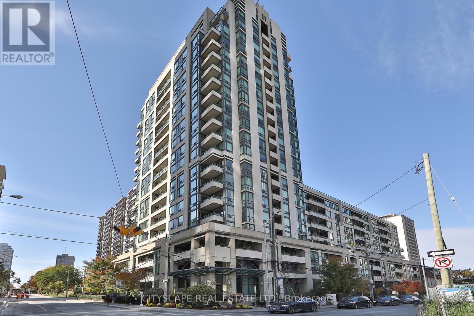 MLS® listing #29584689 for sale located at PH5 - 88 BROADWAY AVENUE