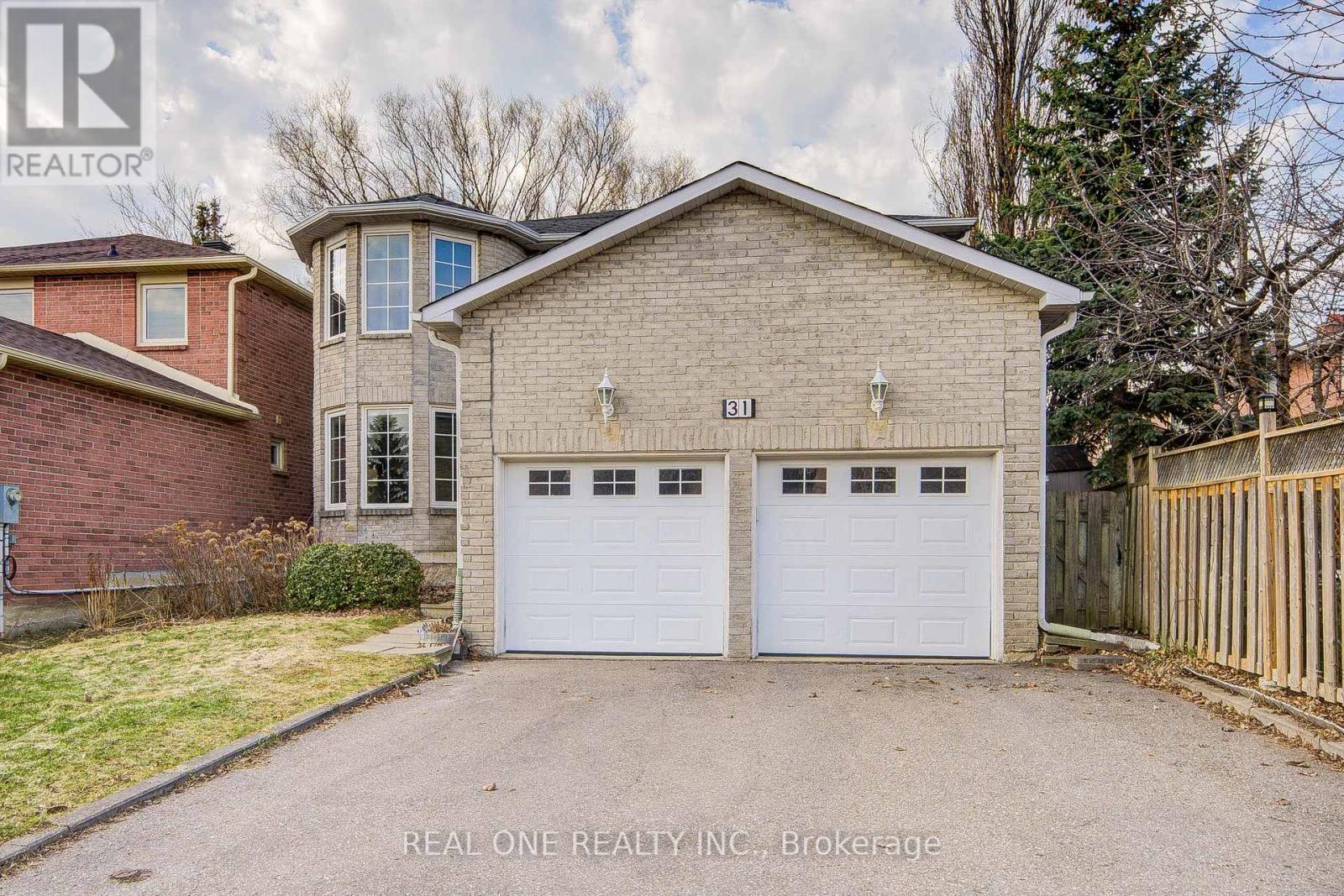 MLS® listing #29584713 for sale located at 31 COULTER'S MILL GATE