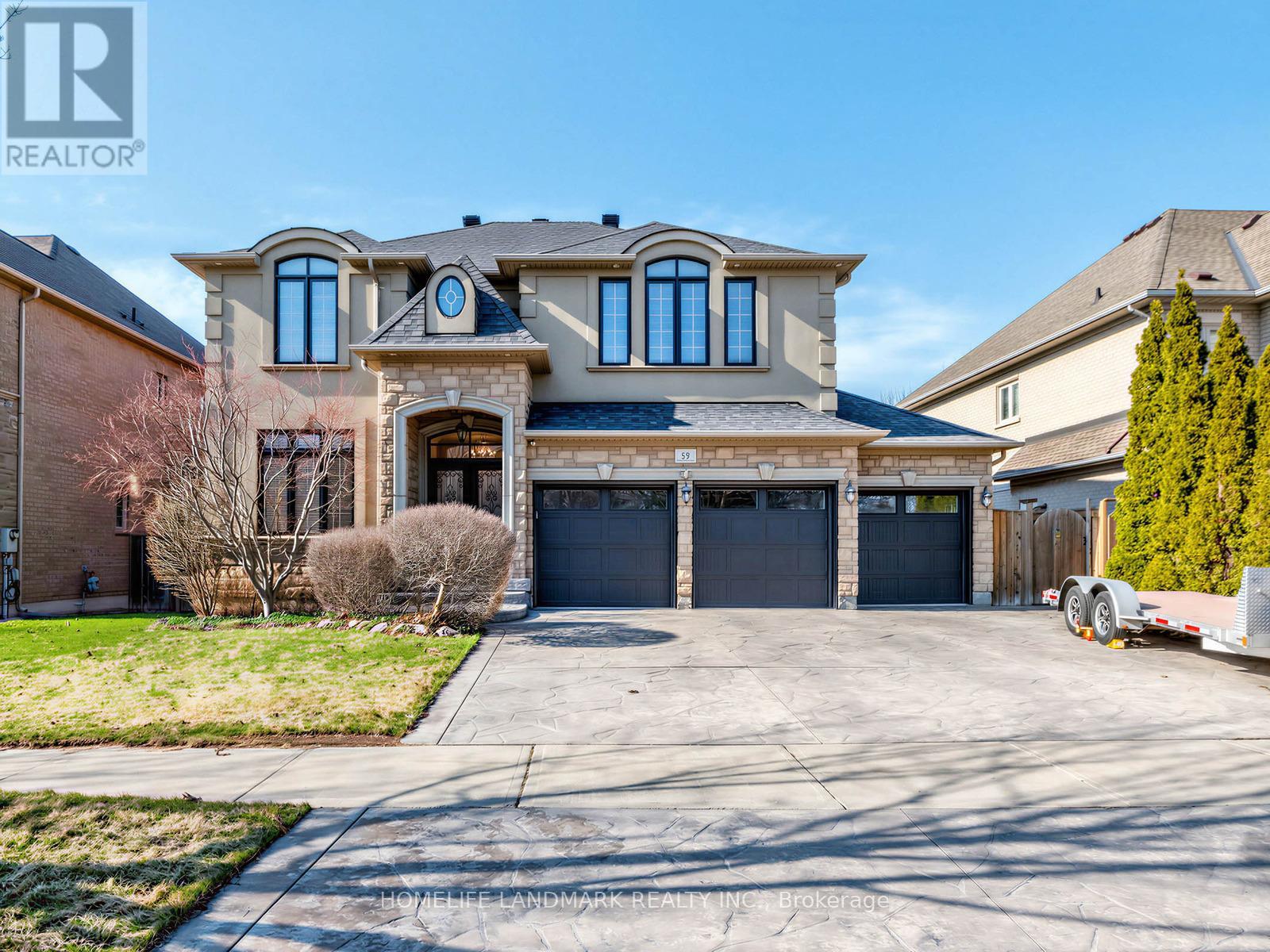 MLS® listing #29584718 for sale located at 59 BLACK WALNUT CRESCENT