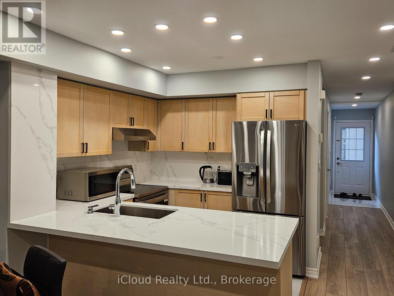 MLS® listing #29584750 for sale located at 11 - 285 ANTIBES DRIVE