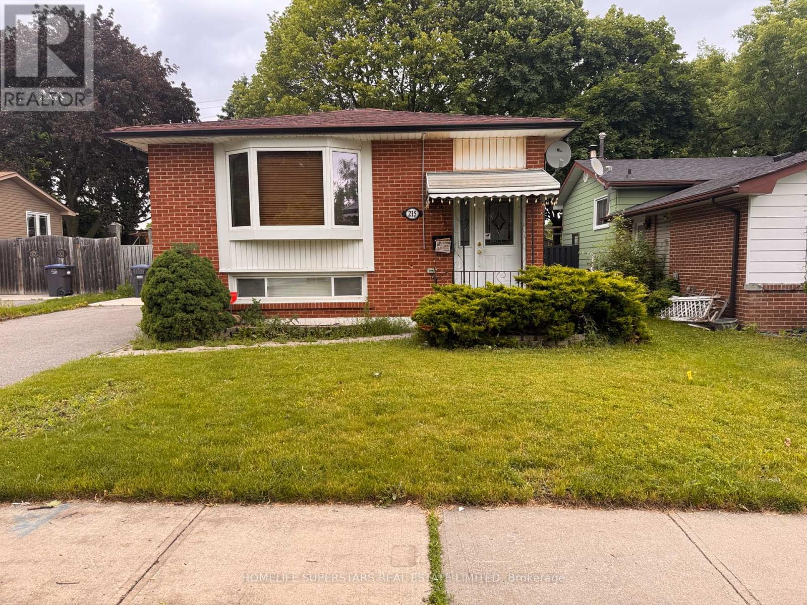 MLS® listing #29584918 for sale located at MAIN - 215 ARCHDEKIN DRIVE