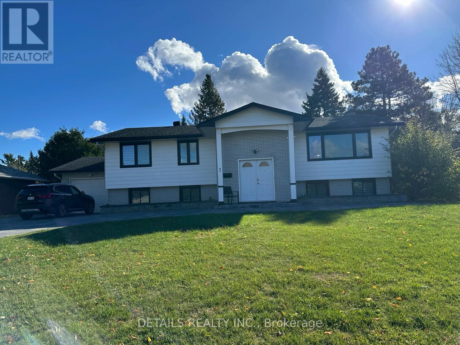 MLS® listing #29584982 for sale located at 7 KERRY CRESCENT