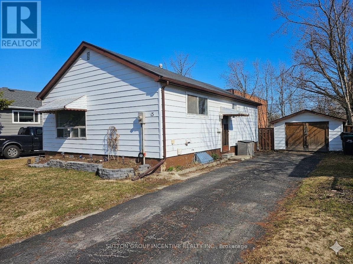 MLS® listing #29585606 for sale located at 15 NEWTON STREET