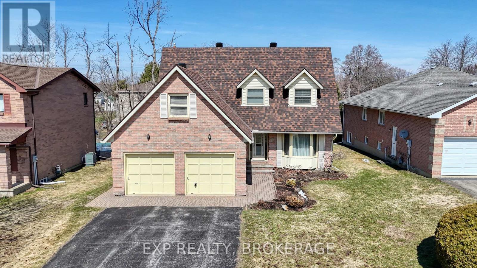 MLS® listing #29585618 for sale located at 116 MARGARET PLACE