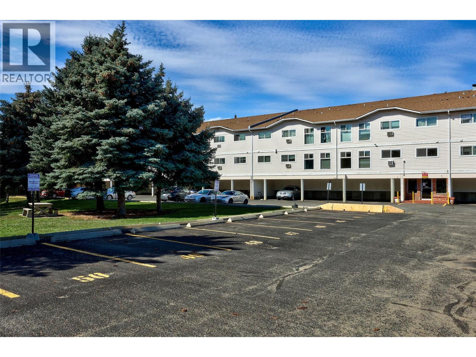 MLS® listing #29586594 for sale located at 1760 Brunner Avenue Unit# 209