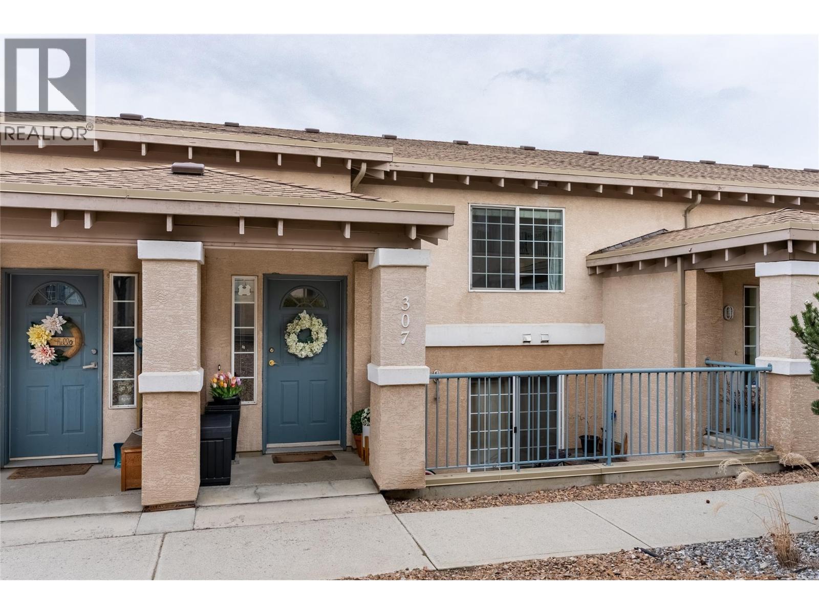 MLS® listing #29586873 for sale located at 875 SAHALI Terrace Unit# 307