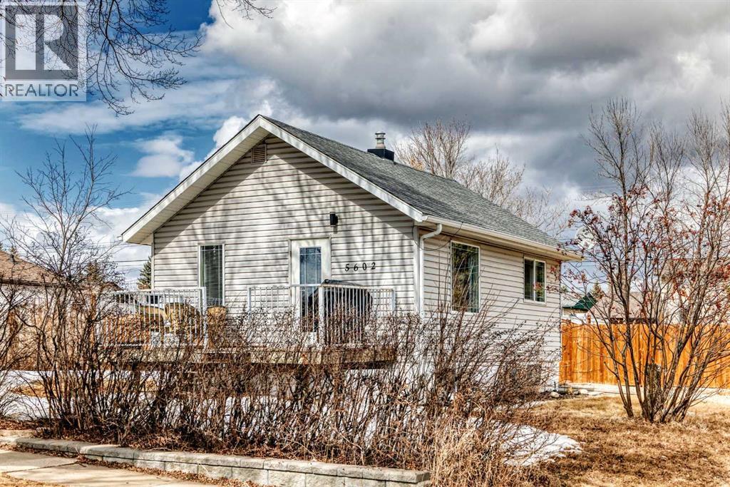 MLS® listing #29590182 for sale located at 5602 51 Avenue