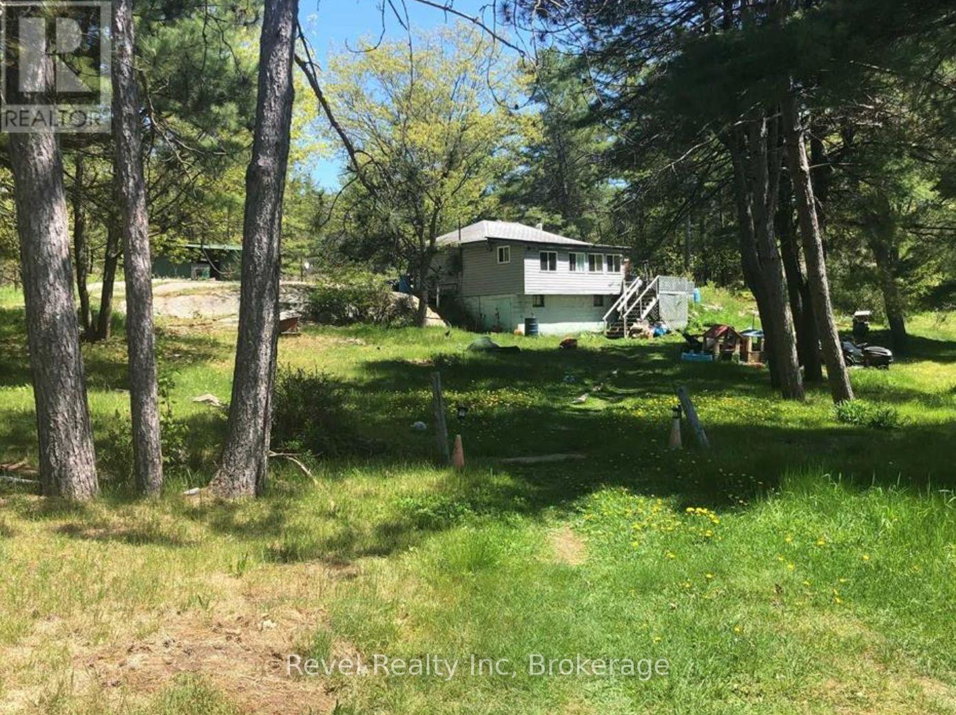 MLS® listing #29591230 for sale located at 42 WAWANAISA ROAD